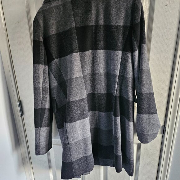 Donna Karan Plaid Black and Grey Wool Coat, Sz M EUC - Picture 2 of 3